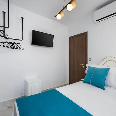 Castello Luxury With Private Jacuzzi Apartment *
