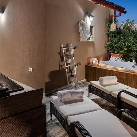 Castello Luxury With Private Jacuzzi *