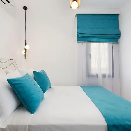 Castello Luxury With Private Jacuzzi Apartment *